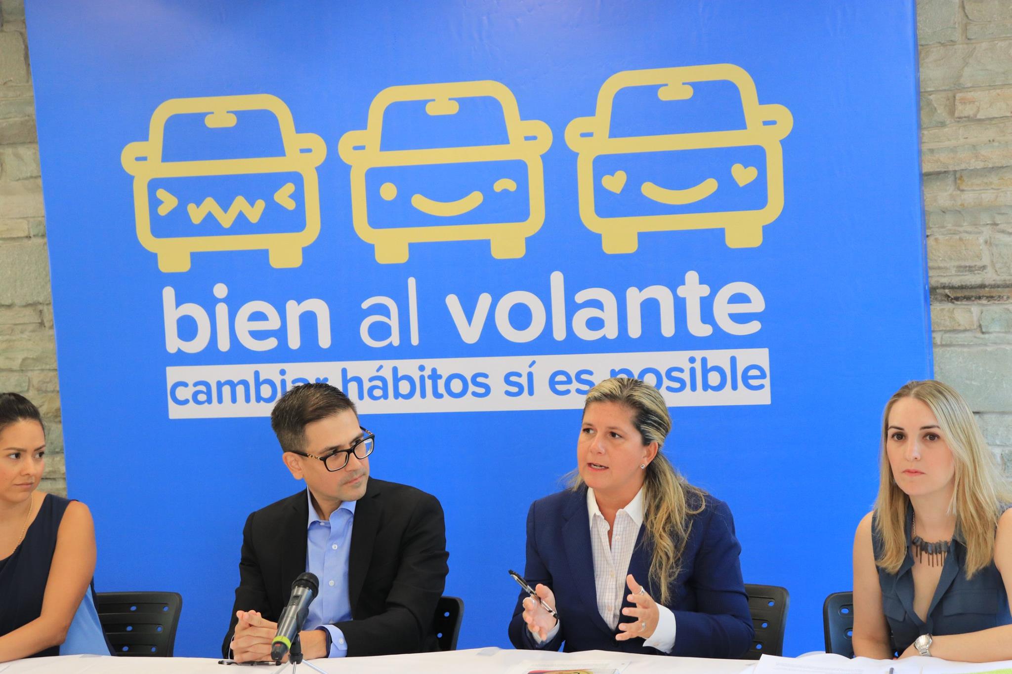 Bien al volante; cambiar hábitos sí es posible