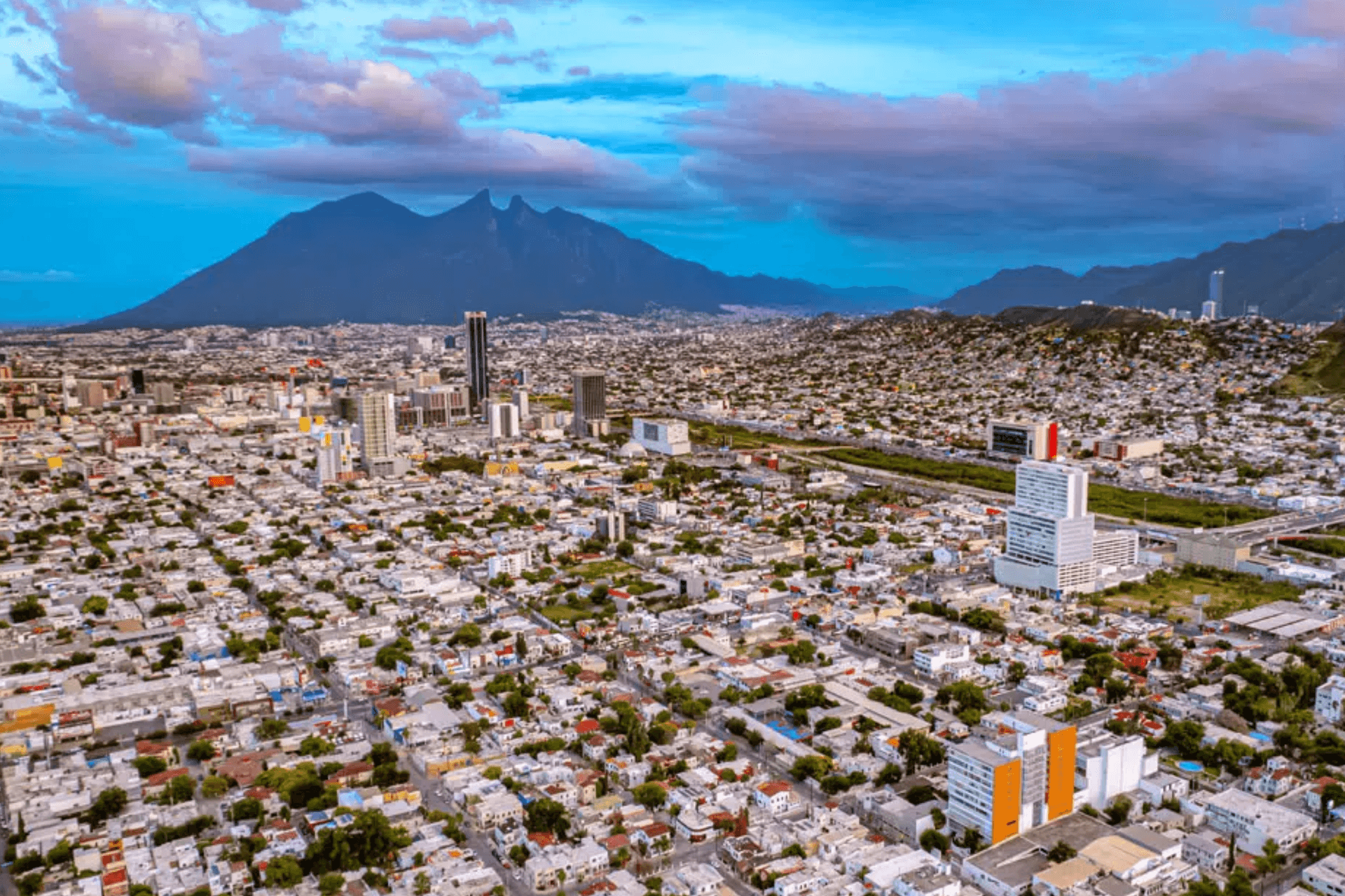 Rechaza el sector productivo de Nuevo León cualquier incremento de impuestos por su impacto en el empleo, la formalidad y la competitividad del Estado